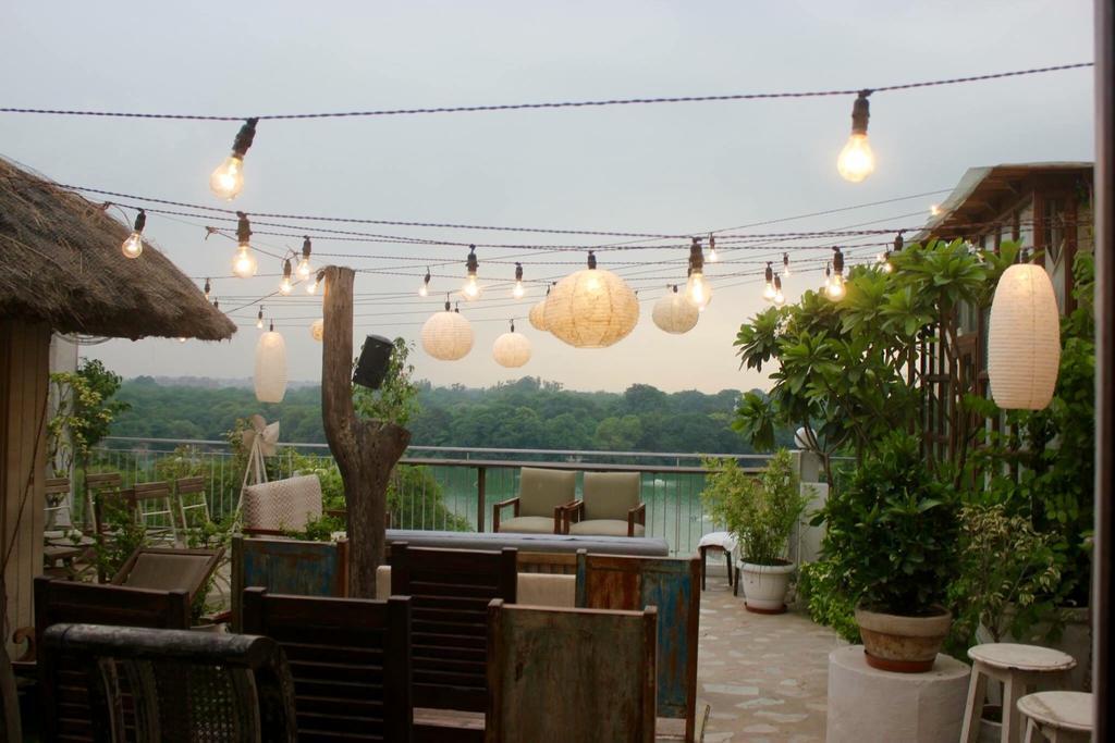 The Lazy Patio Homestay New Delhi Exterior photo