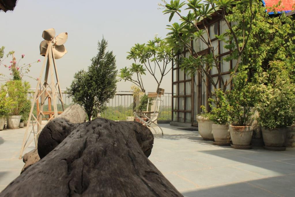 The Lazy Patio Homestay New Delhi Exterior photo
