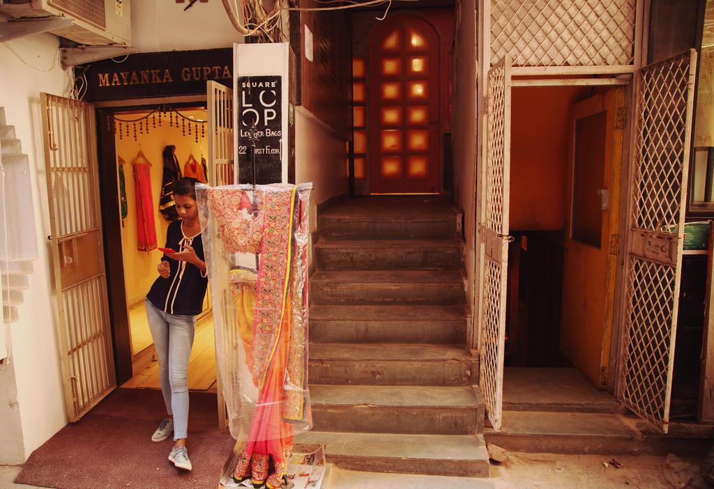 The Lazy Patio Homestay New Delhi Exterior photo