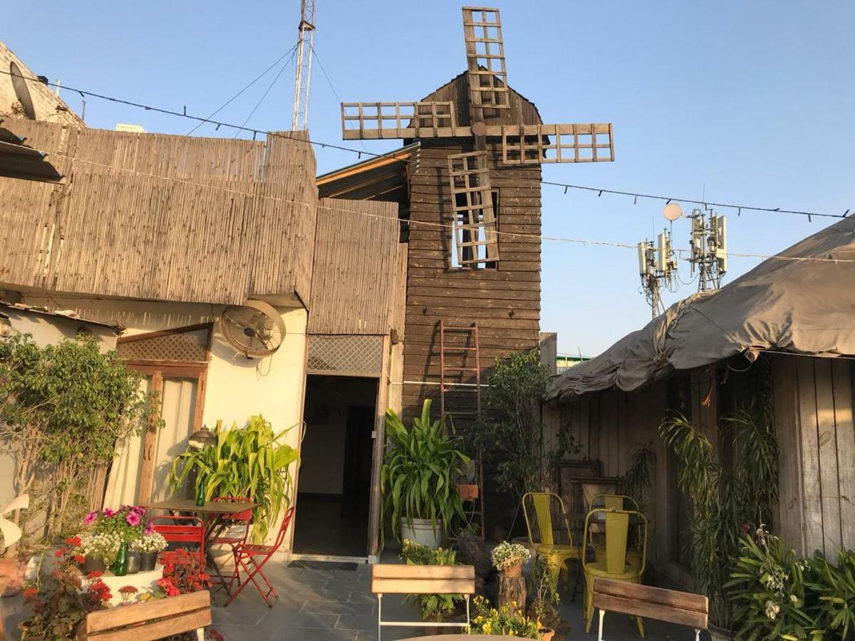 The Lazy Patio Homestay New Delhi Exterior photo