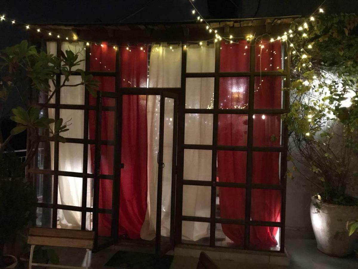The Lazy Patio Homestay New Delhi Exterior photo